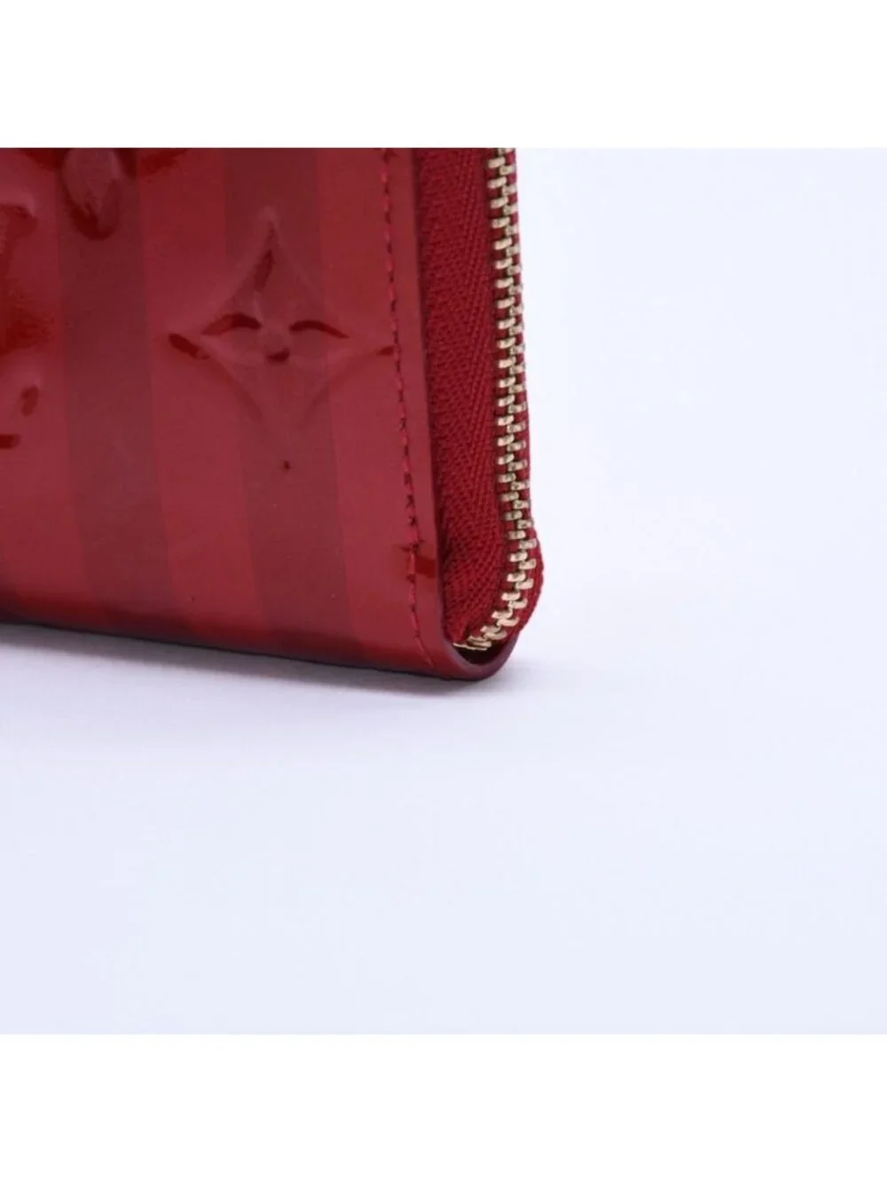Louis Vuitton Wallet Monogram Vernis Zippy Coin Purse Pomme D'amour Gold